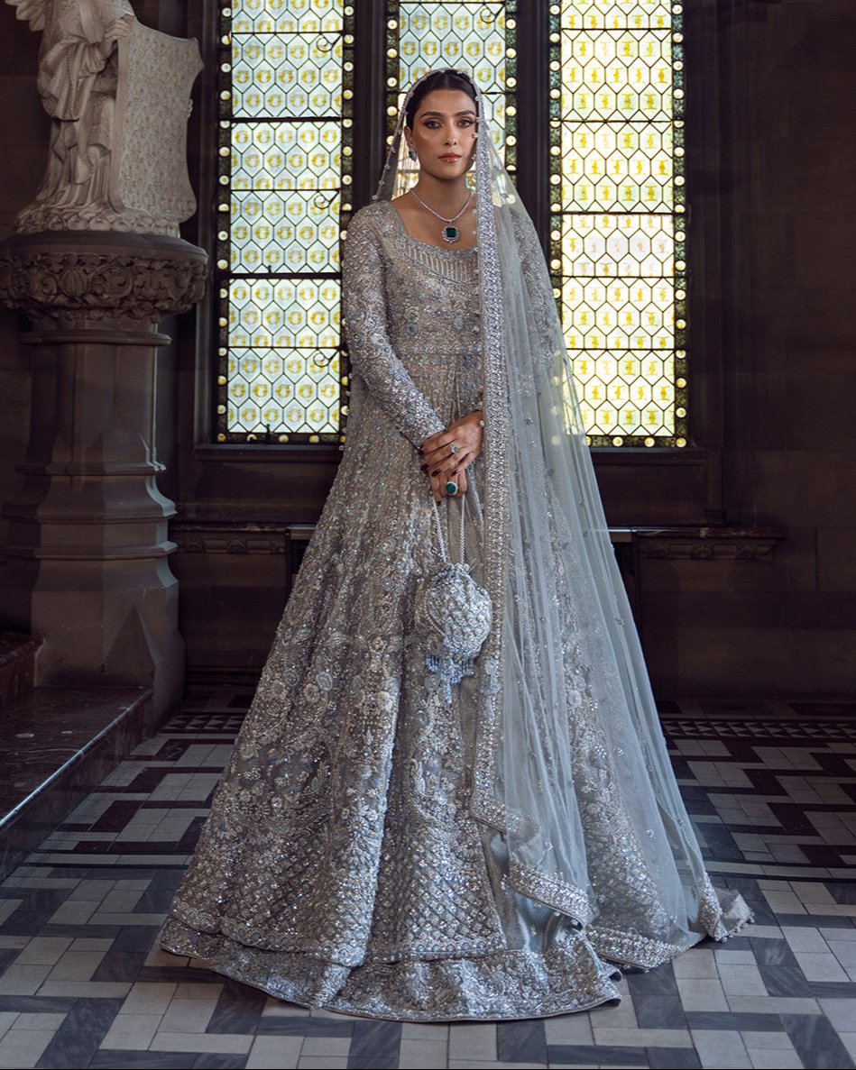 Elegant Pakistani Bridal Dress - Open Gown Lehenga