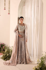 Elegant Pakistani Bridal Dress in Choli Lehenga Dupatta Style