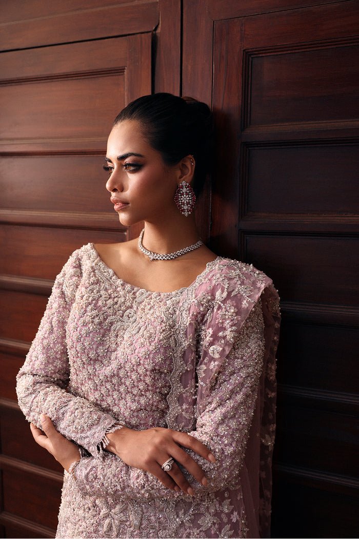 Elegant Pakistani Bridal Dress in Choli Mermaid Lehenga Style
