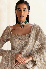 Elegant Pakistani Wedding Dress in Classic Lehenga Kameez Style