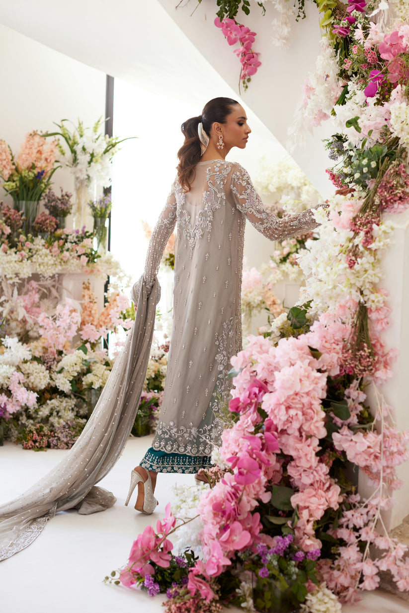 Elegant Pakistani Wedding Dress in Grey Kameez Trouser Style