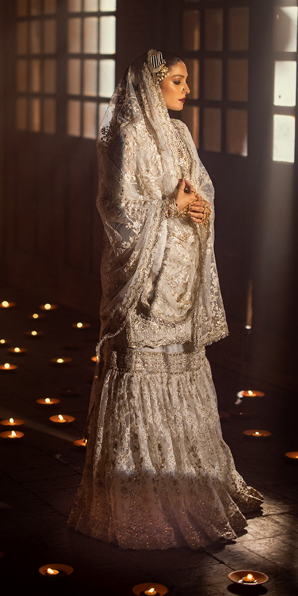 Elegant Pakistani Wedding Dress in Kameez and Gharara Style