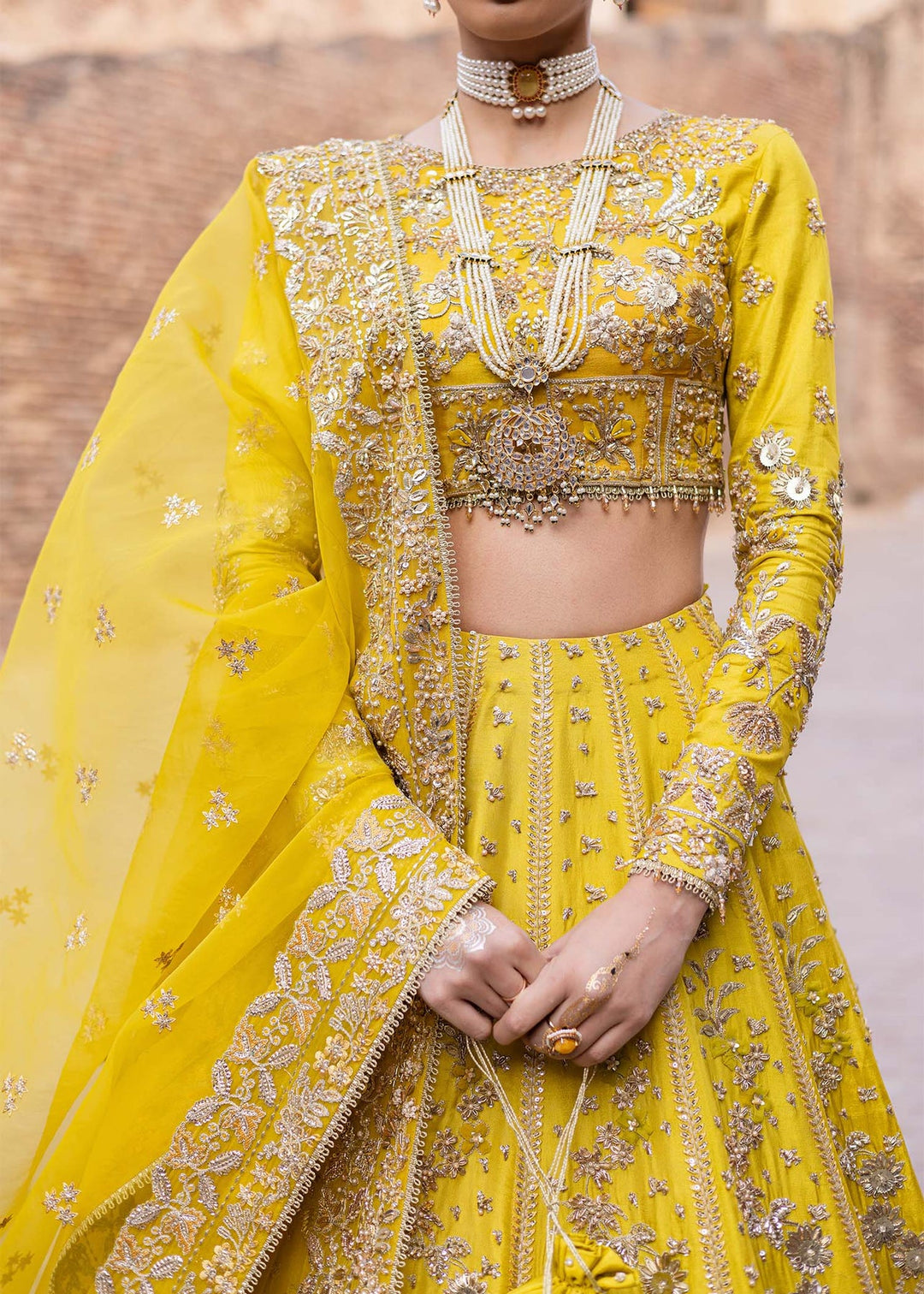 Elegant Pakistani Wedding Dress in Lehenga Style for Mehndi