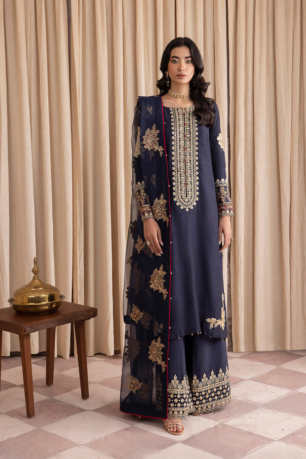 Elegant Plum Embroidered Pakistani Salwar Kameez Dupatta Suit