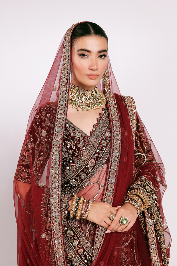 Elegant Wedding Lehenga Choli Dupatta Pakistani Bridal Dress