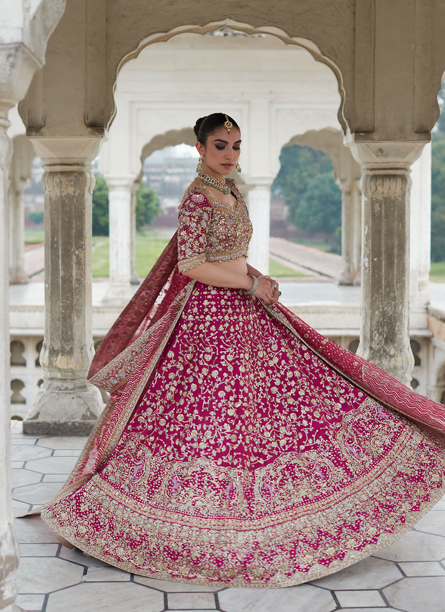 Elegant Pink Pakistani Bridal Lehenga Choli