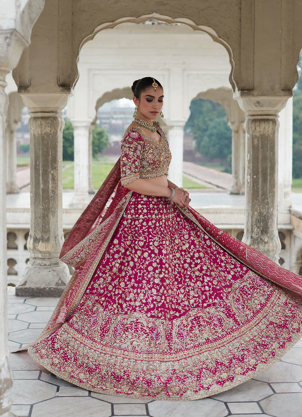 Elegant Pakistani Bridal Dress Pink Lehnga Choli For Bridal Wear
