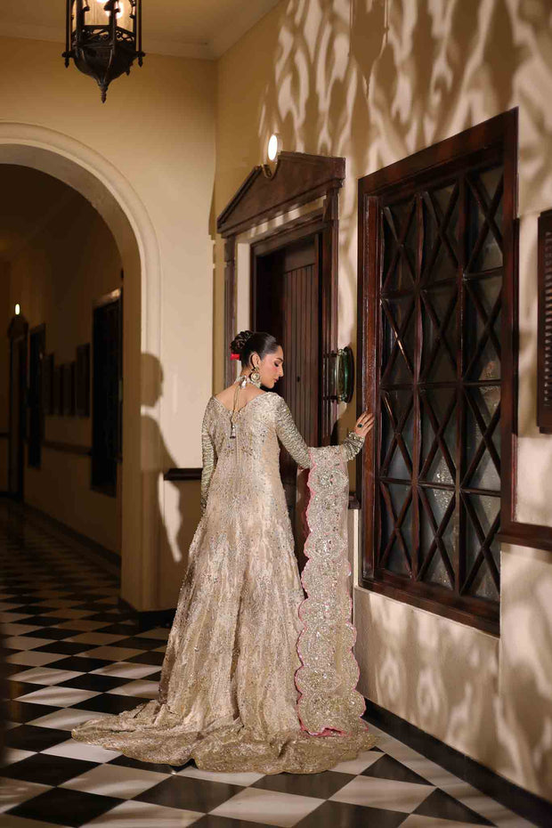 Elegant Pakistani Bridal Dress in Pishwas Frock Lehnga Style