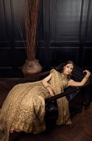 Ivory Pakistani Bridal Lehenga with Gold Zardozi Work