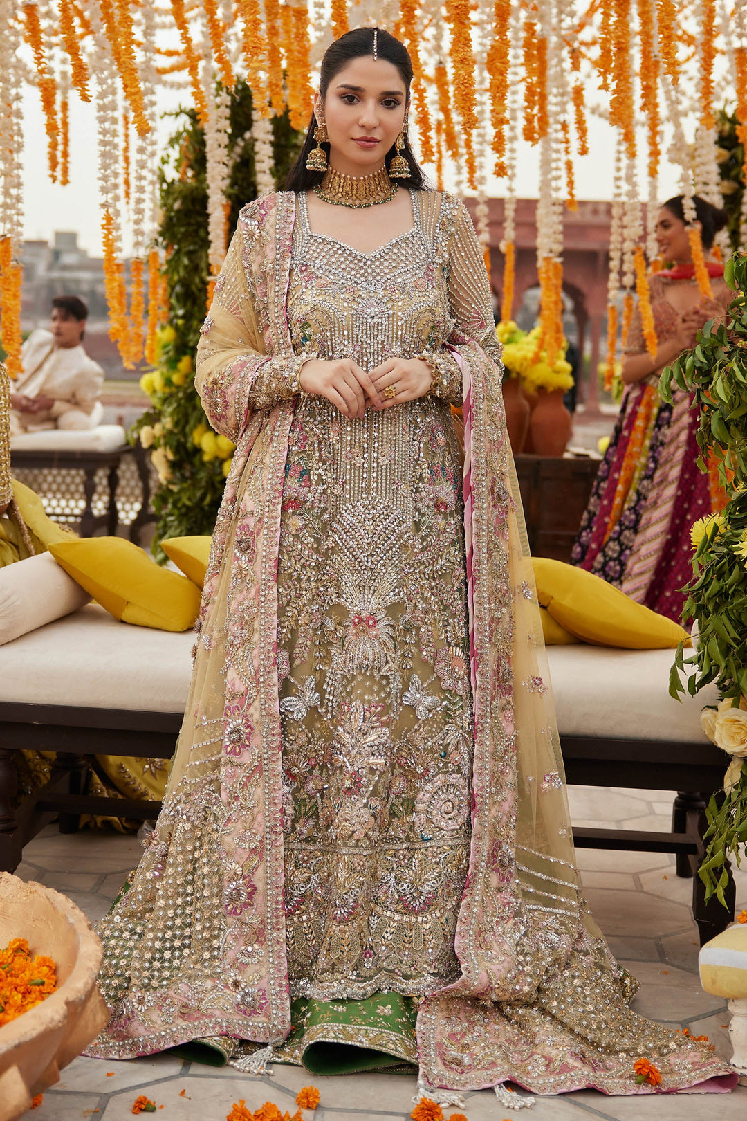 Farah Talib Aziz Embellished Pakistani Wedding Dress – Nameera by Farooq, image size:1080x1620