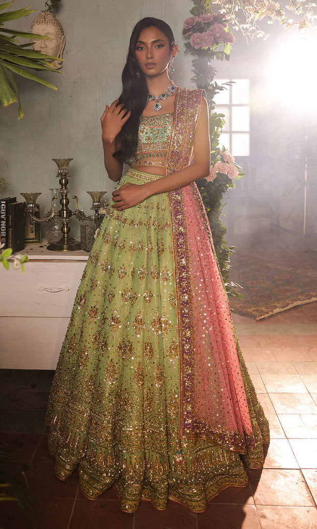Green Lehenga and Turquoise Choli Indian Bridal Dress LARGE Green Lehenga and Turquoise Choli Indian Bridal Dress LARGE