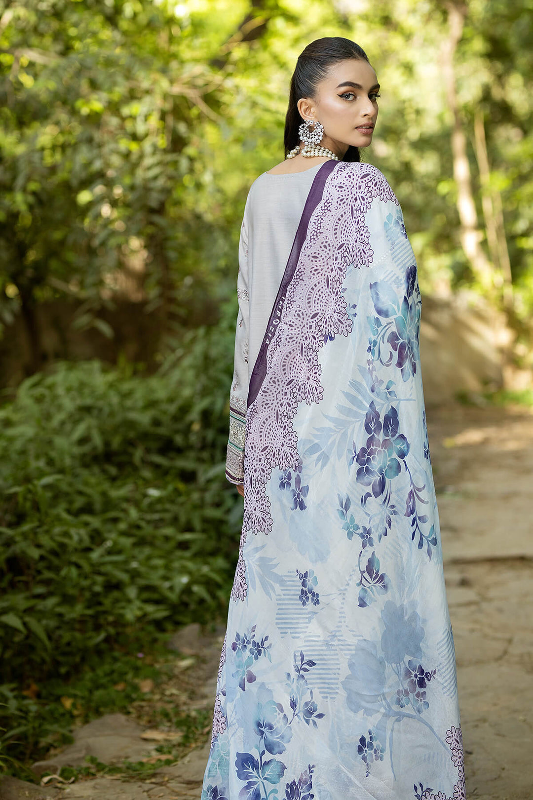 Embroidered Organza Ensemble With Dupatta 4965