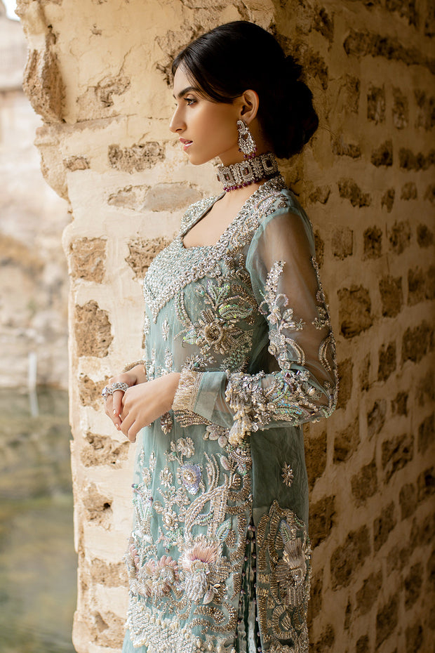 Elegant Lilac Pakistani Bridal Dress with Unique Embellishments