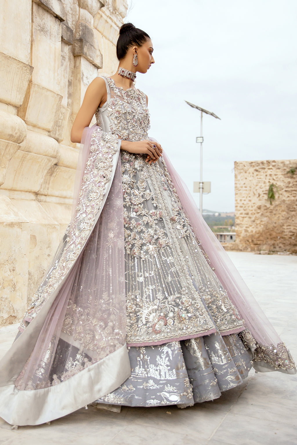 Exquisite Pakistani Bridal Dress with Embroidery and Elegance