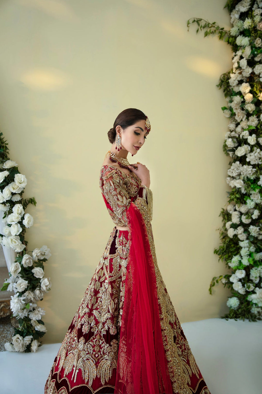 Regal Red Pakistani Bridal Dress with Luxurious Embellishments