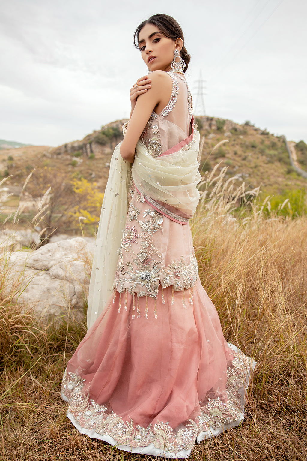 Exquisite Pakistani Bridal Dress for Timeless Elegance
