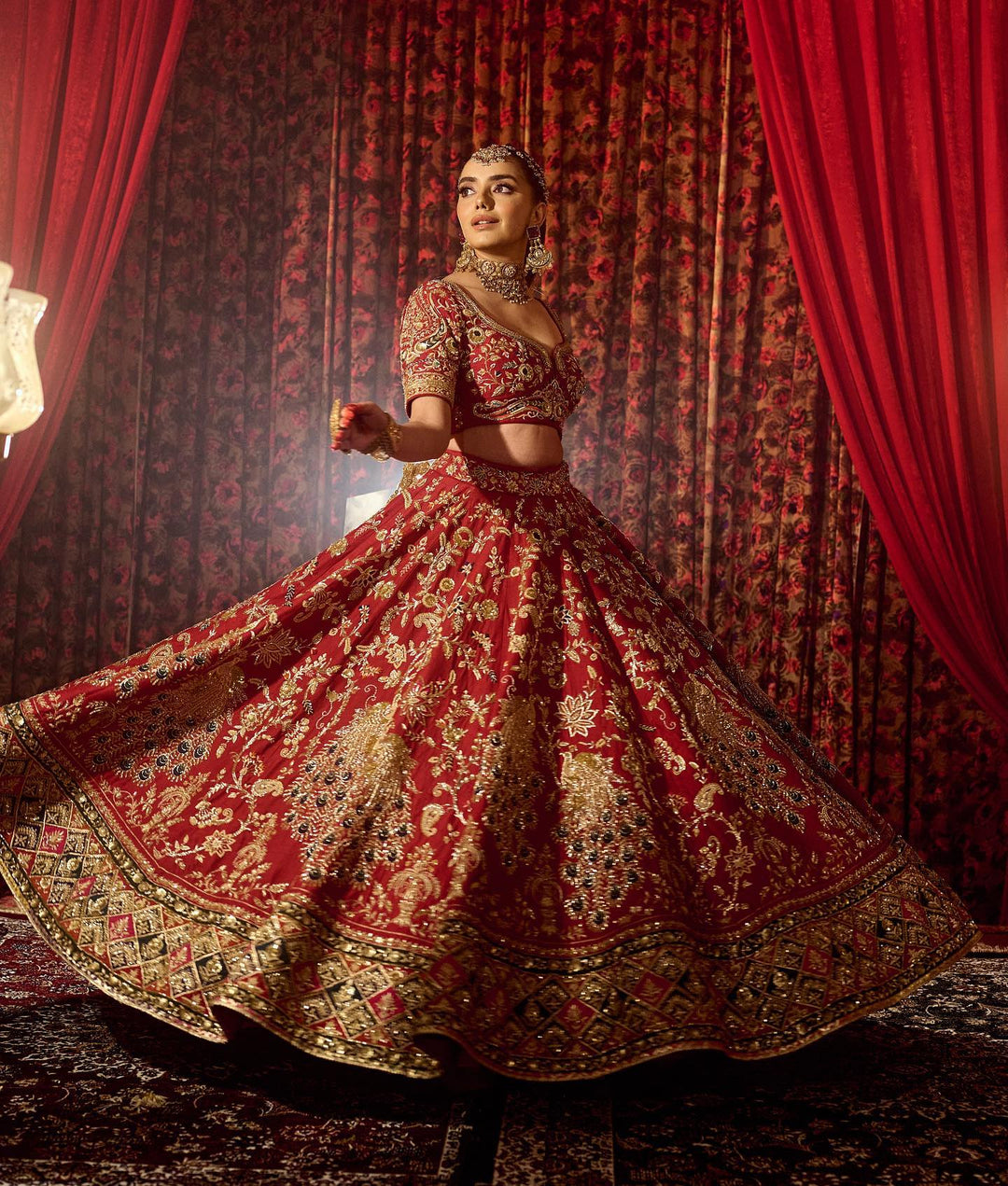 Indian Bridal Red Lehenga and Choli Dress for Wedding Online