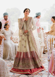 Ivory Golden Embroidered Pakistani Wedding Dress Pishwas Lehenga