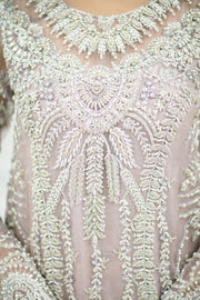 Lavender Elegance: Pakistani Party Dress for Festivities