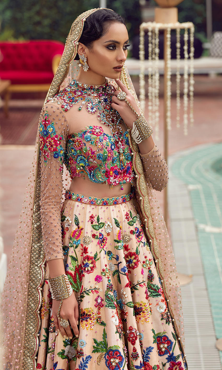 Latest Classic Bridal Lehenga Choli Dupatta Wedding Dress
