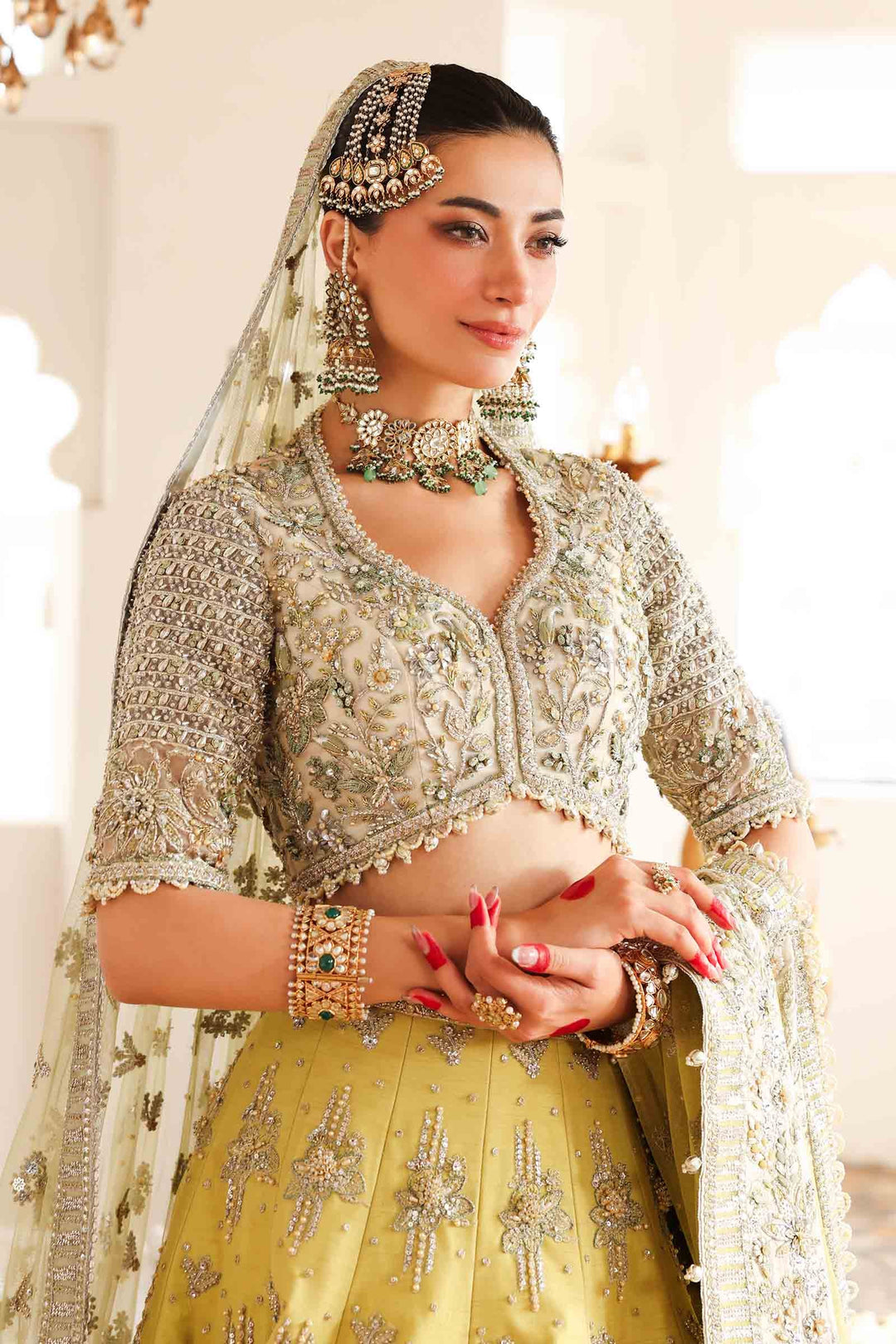 Latest Embellished Bridal Lehenga Choli Dupatta for Wedding