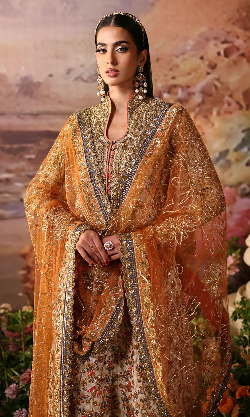 Latest Off White Kameez Trouser Style Pakistani Wedding Dress