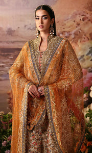 Latest Off White Kameez Trouser Style Pakistani Wedding Dress
