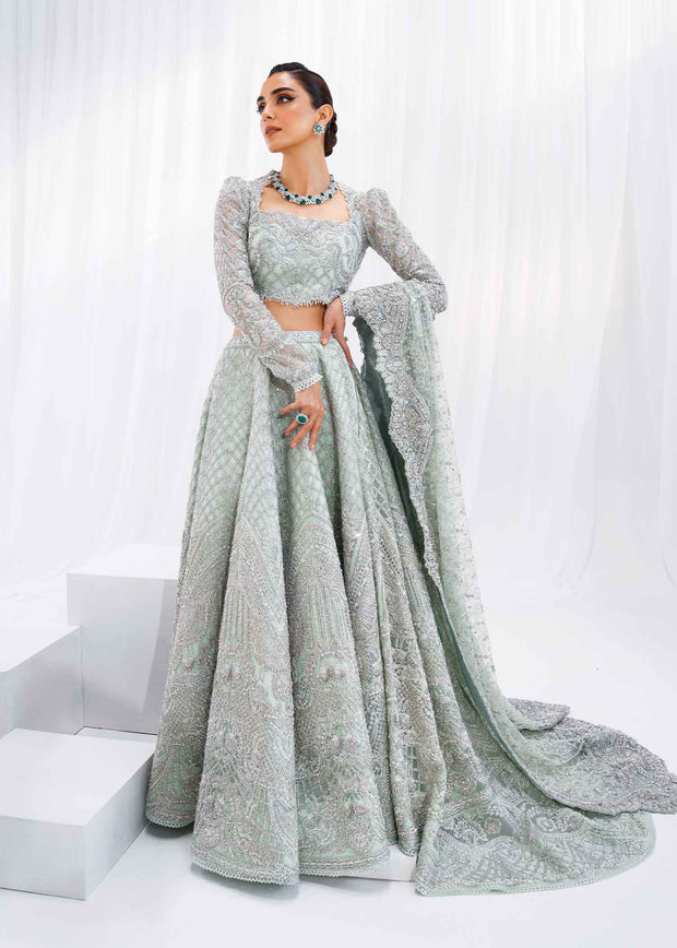 Latest Pakistani Bridal Dress in Choli Lehenga Dupatta Style