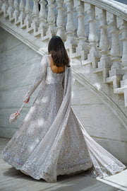 Latest Pakistani Bridal Dress in Lehenga and Peshwas Style