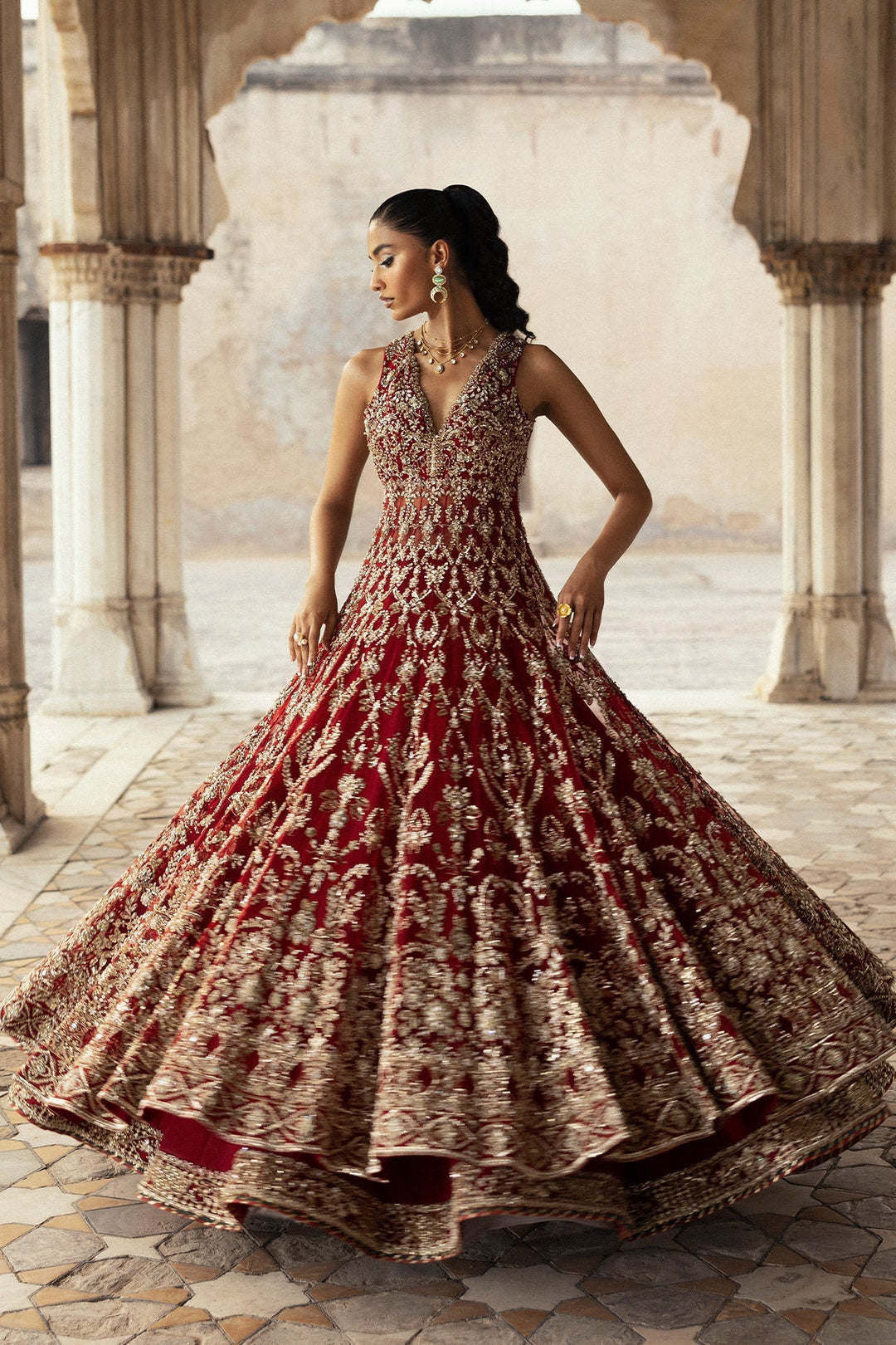 Elegant Red Pishwas Bridal Lehenga - Pakistani Bridal Fashion