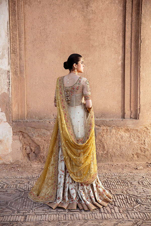 Latest Pakistani Mehndi Dress in Gharara Kameez Dupatta Style