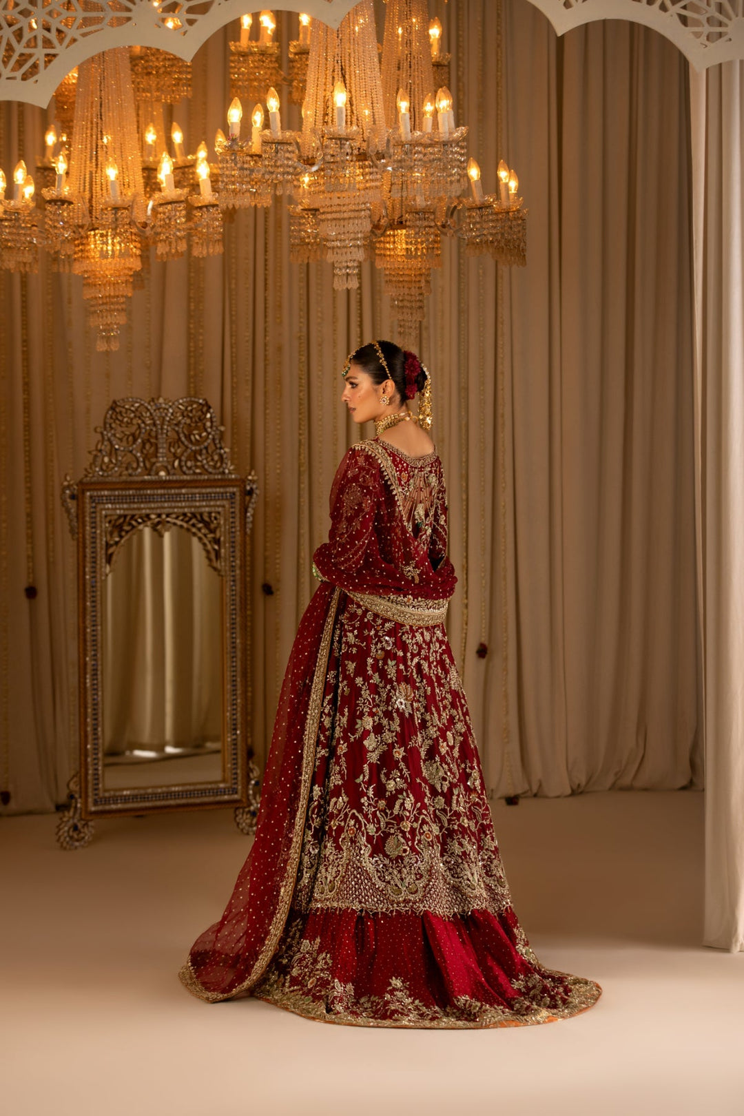 Stunning Pakistani Bridal Pishwas Lehenga in Red