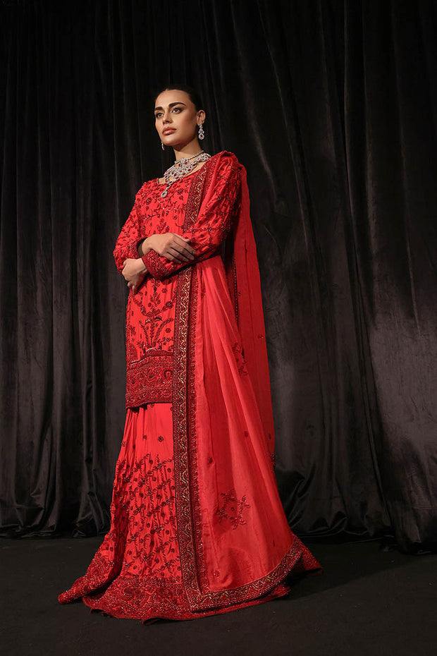 Latest Pakistani Wedding Dress in Red Lehenga Kameez Style
