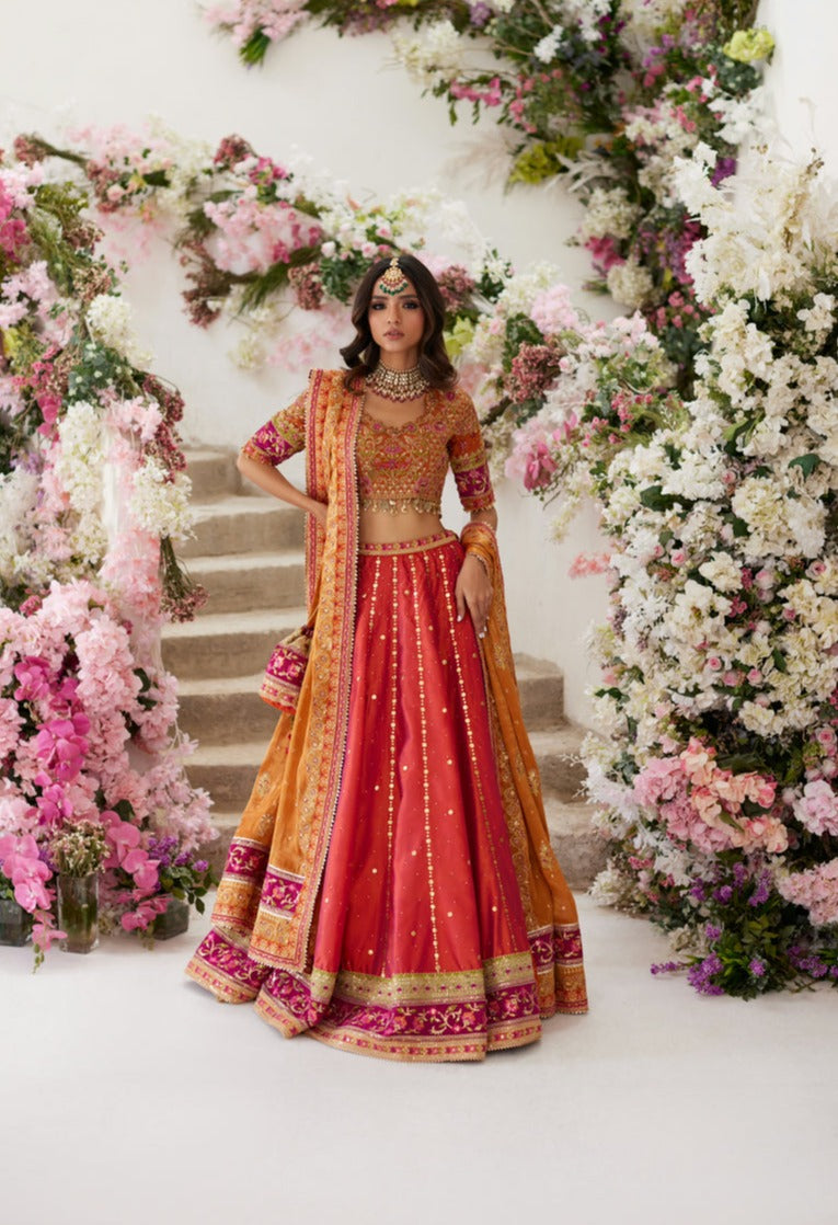 Latest Pakistani Wedding Mehndi Dress in Lehenga Choli Style