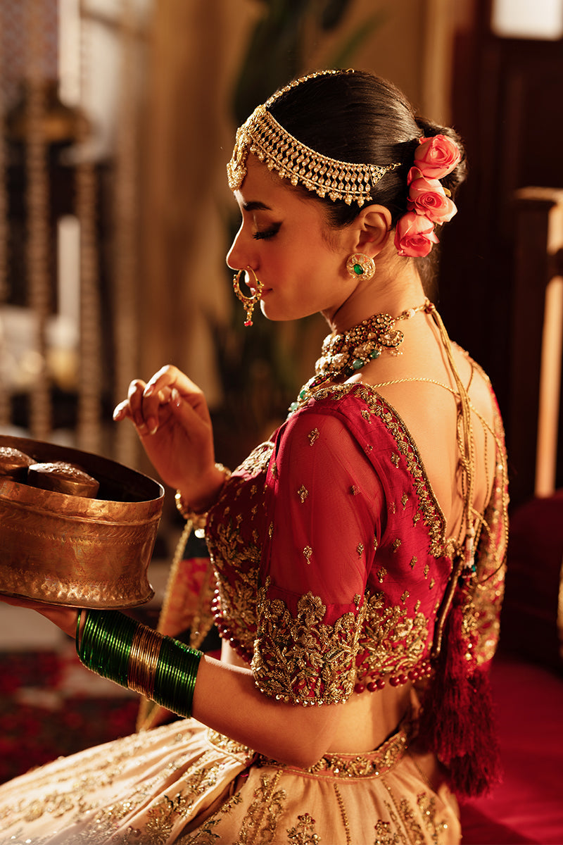 Latest Pakistani Bridal Dress in Royal Lehenga Choli Style