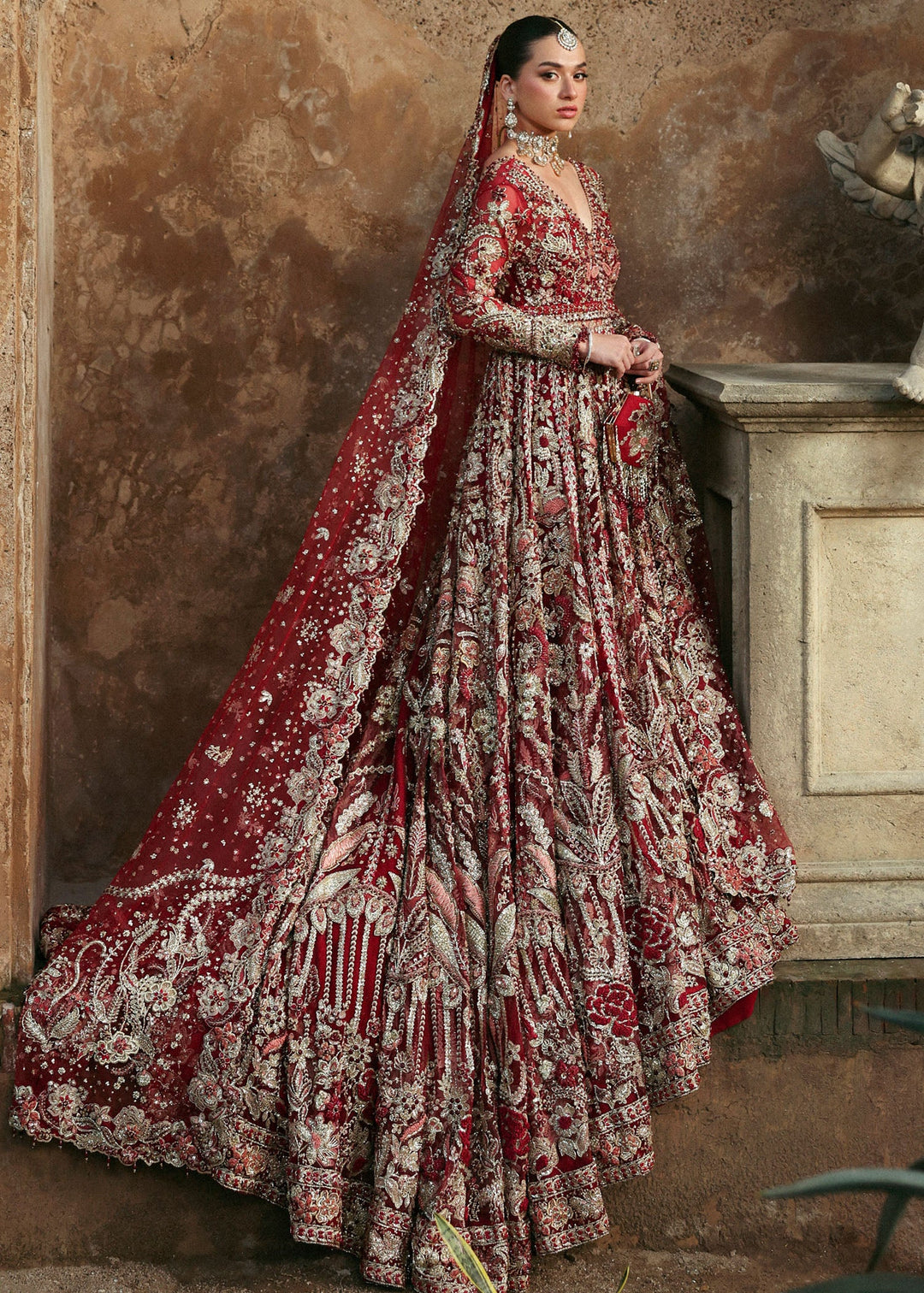 Latest Pakistani Bridal Dress in Wedding Pishwas Lehenga Style