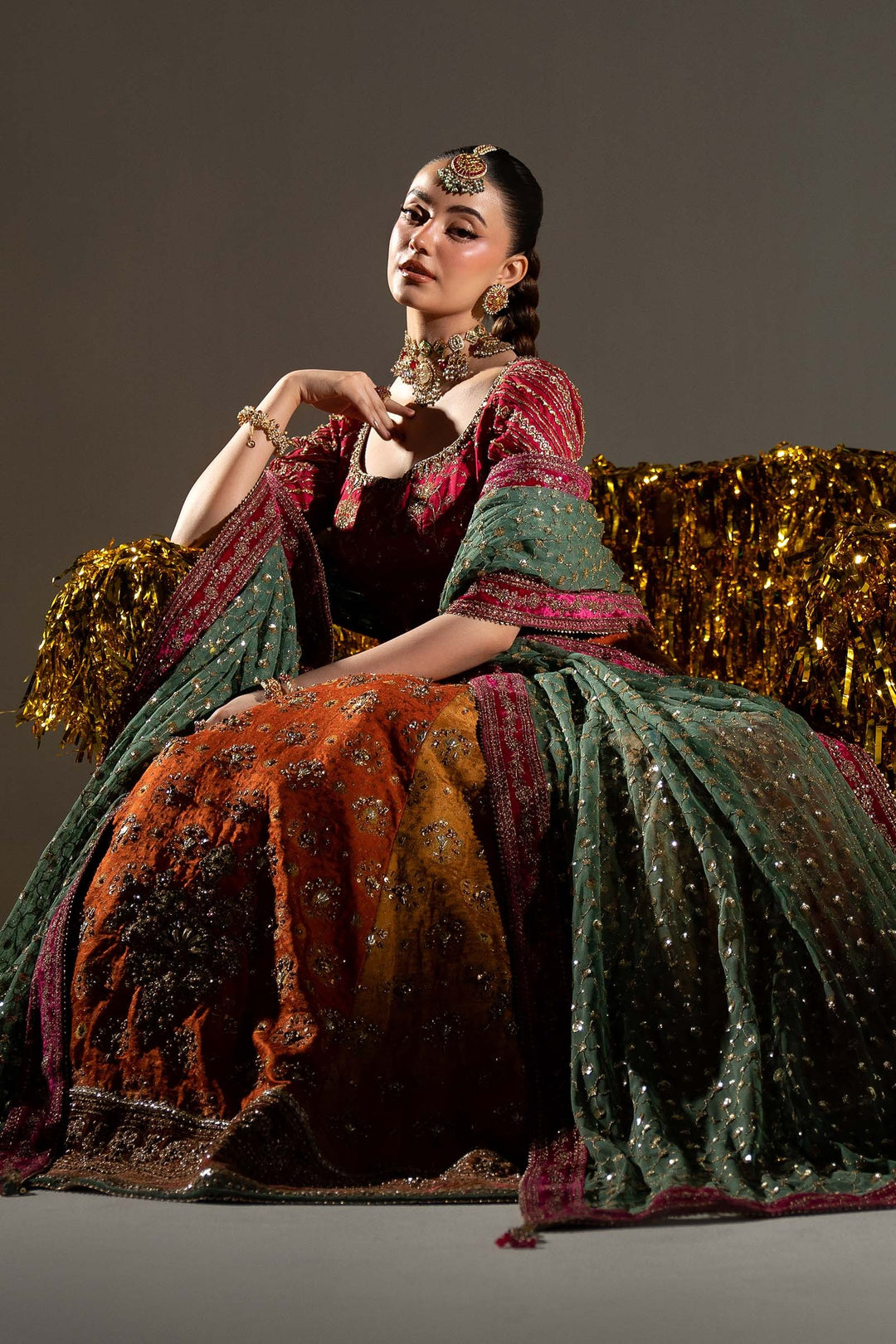 Latest Pakistani Bridal Lehenga and Choli Dress for Mehndi