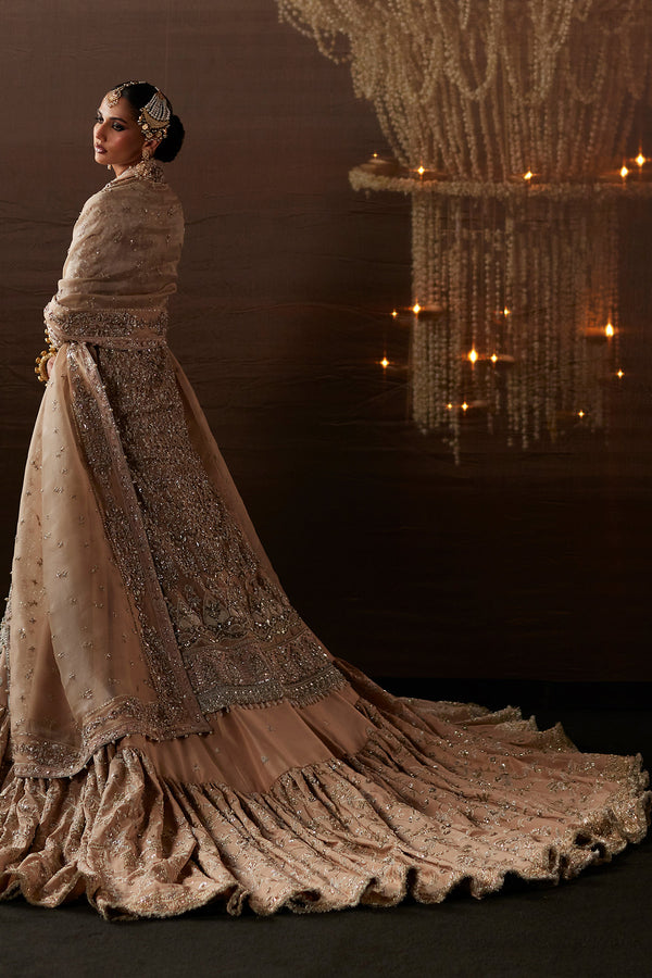 Latest Pakistani Bridal Outfit in Peach Kameez Lehenga Style