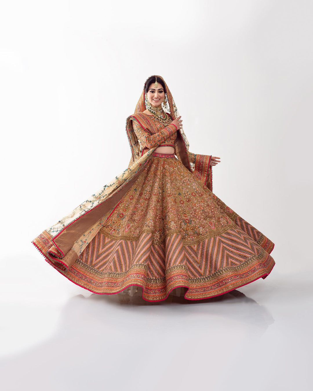 Lehenga Choli Dupatta Dress for Wedding