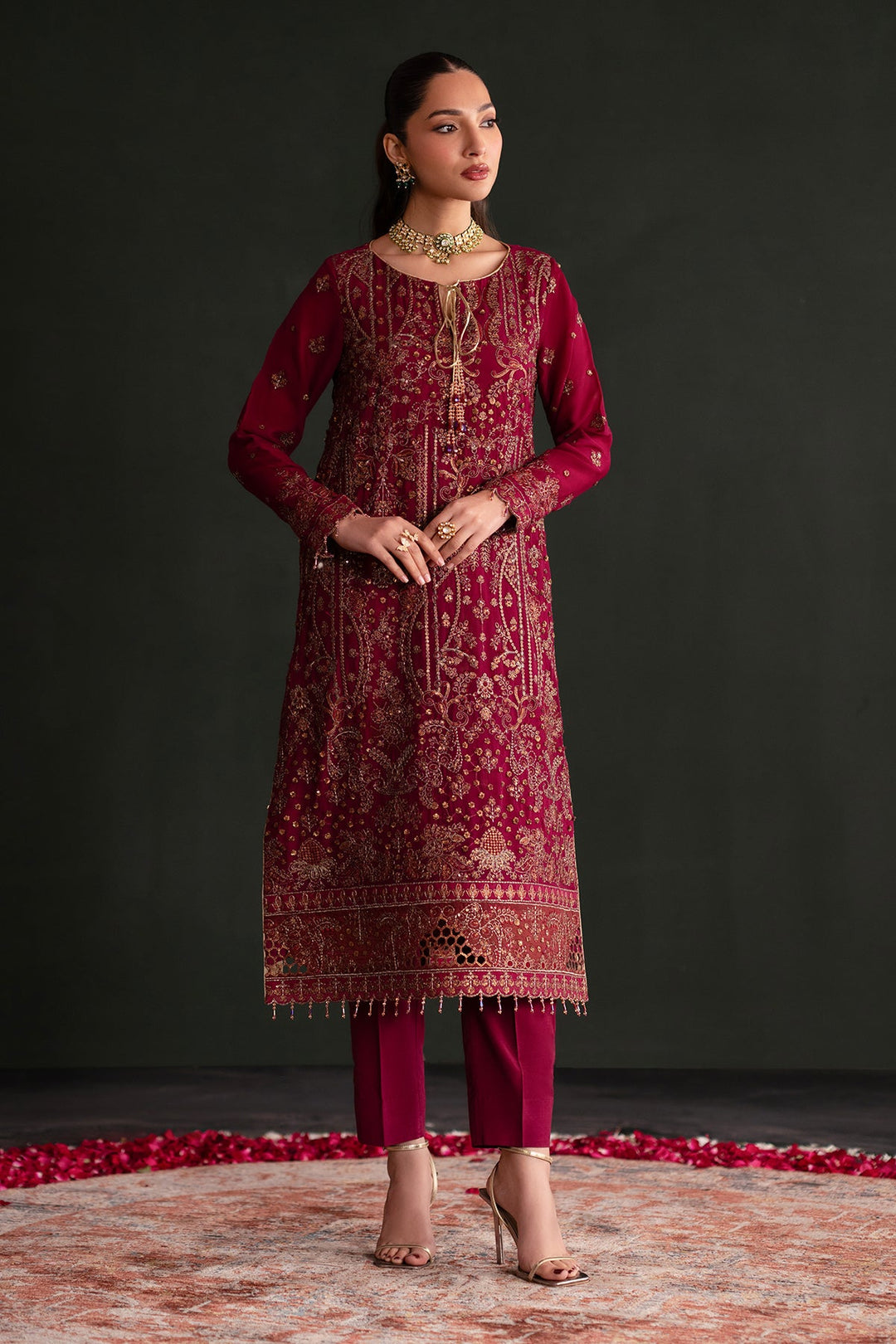 Luxury Bright Pink Embroidered Pakistani Salwar Kameez Dupatta