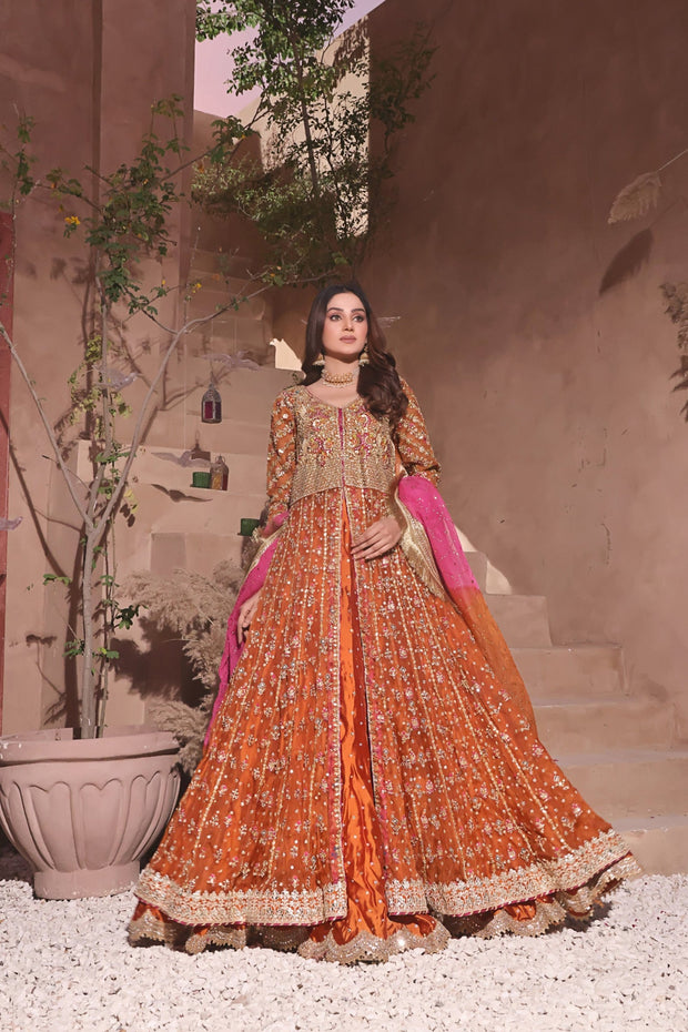 Luxury Mehndi Dress in Open Gown and Lehenga Style Online