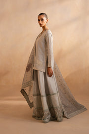 Elegant Embroidered Pakistani Dress Ensemble