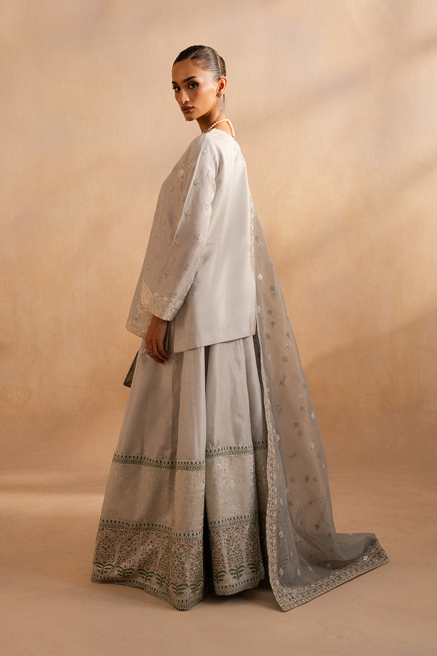 Elegant Embroidered Pakistani Dress Ensemble