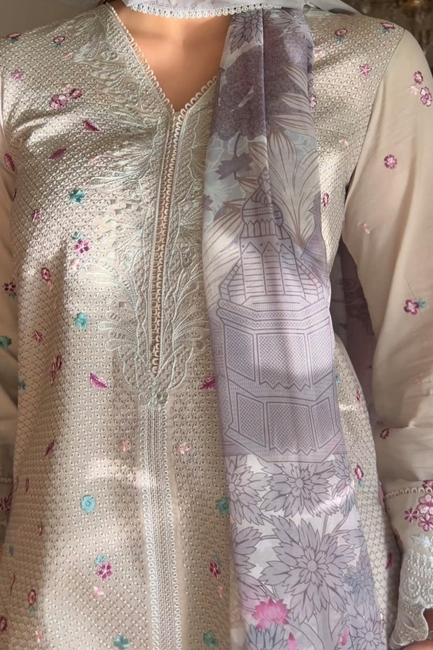 Grey Embroidered Organza Ensemble With Dupatta Pakistani