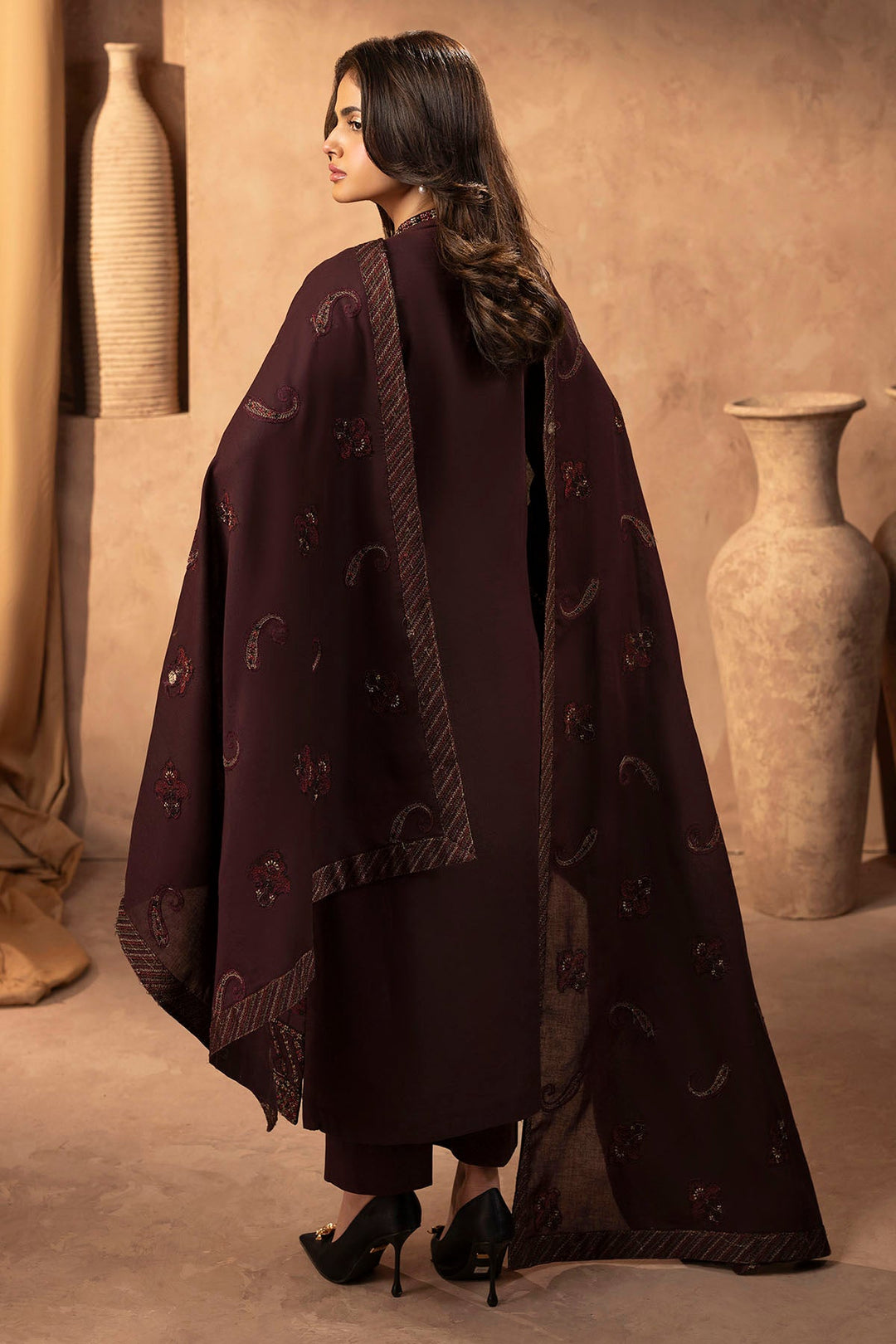 Elegant Pakistani Party Dress in Embroidered Khaddar