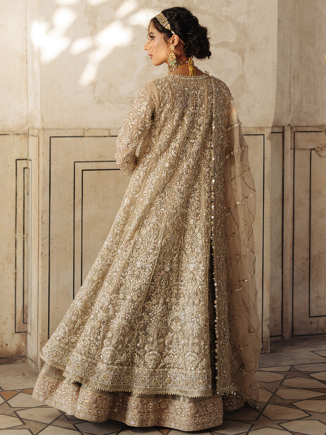 Majestic Pakistani Bridal Wear with Zardozi Embroidery