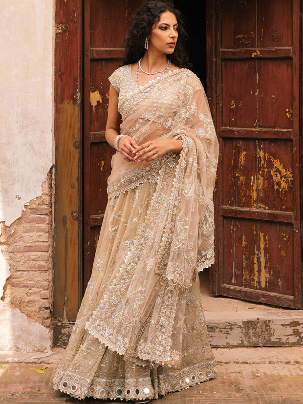 Pakistani Bridal Dress with Mughal-Inspired Embroidery