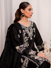 New Classic Pakistani Salwar Kameez Black Heavily Embroidered Salwar Suit