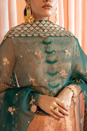 New Heavily Embellished Golden Long Pakistani Salwar Kameez