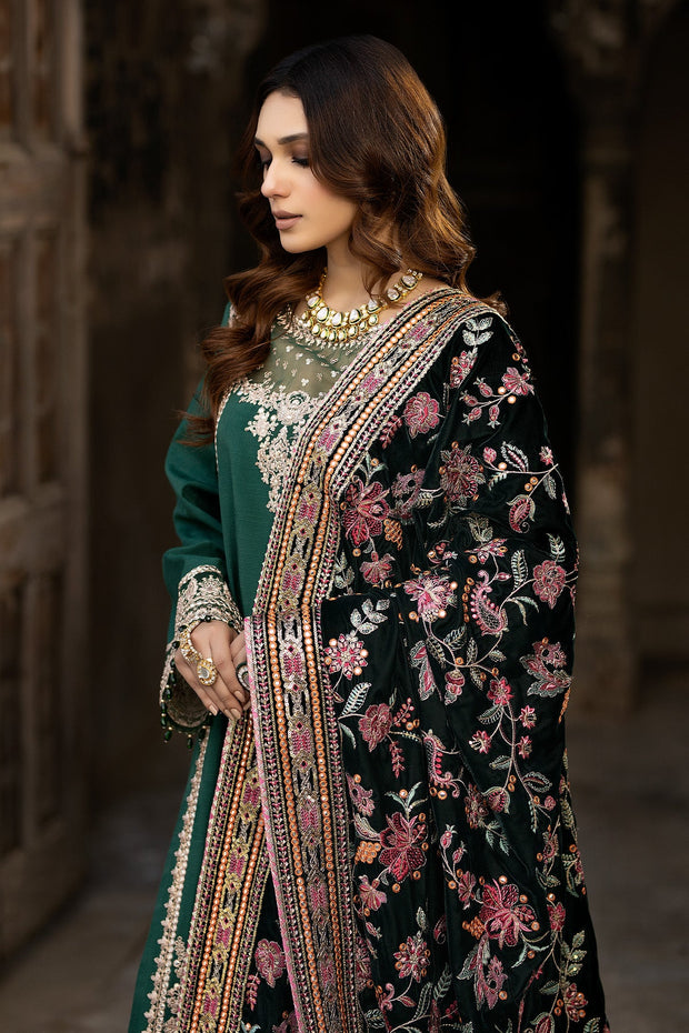 New Luxury Green Embroidered Pakistani Wedding Frock with Velvet Shawl